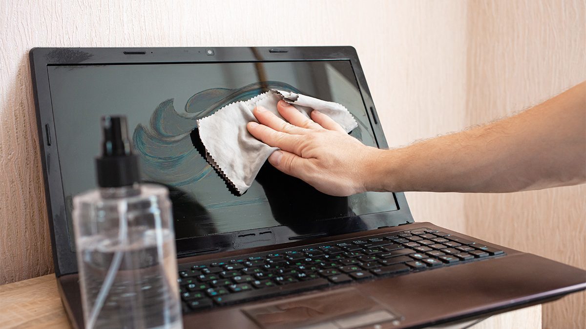 berapa biaya bersihkan laptop?
